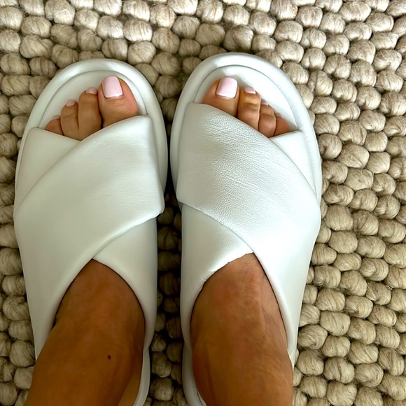 Leather sandals - Picture 3 of 3